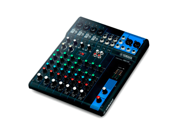 Yamaha MG10 mixer for podcasting