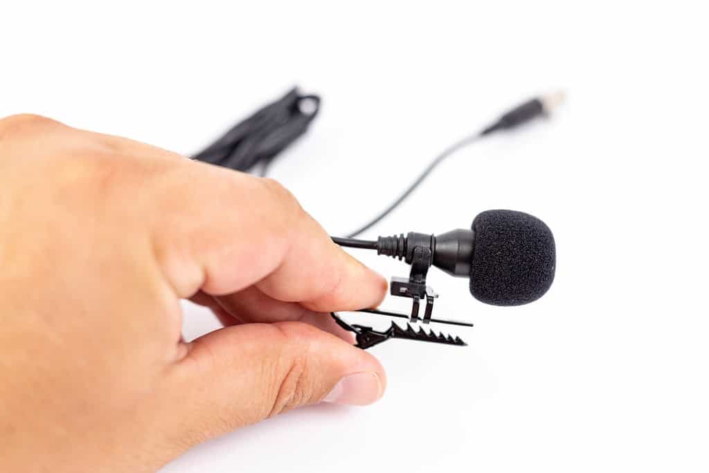 MVL - Lavalier Microphone for Smartphone or Tablet - Shure USA